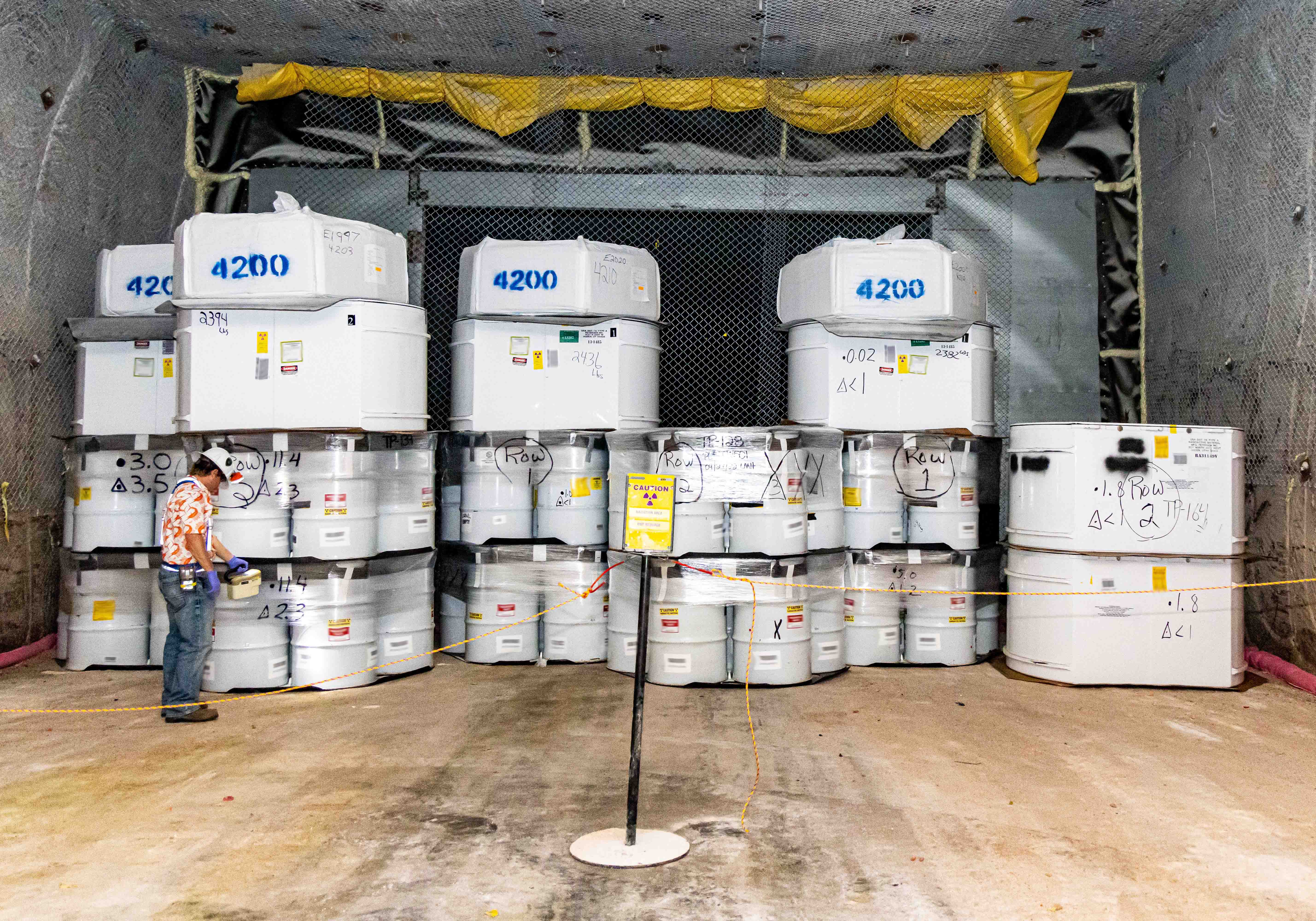 View of the first waste placed in Panel 8
